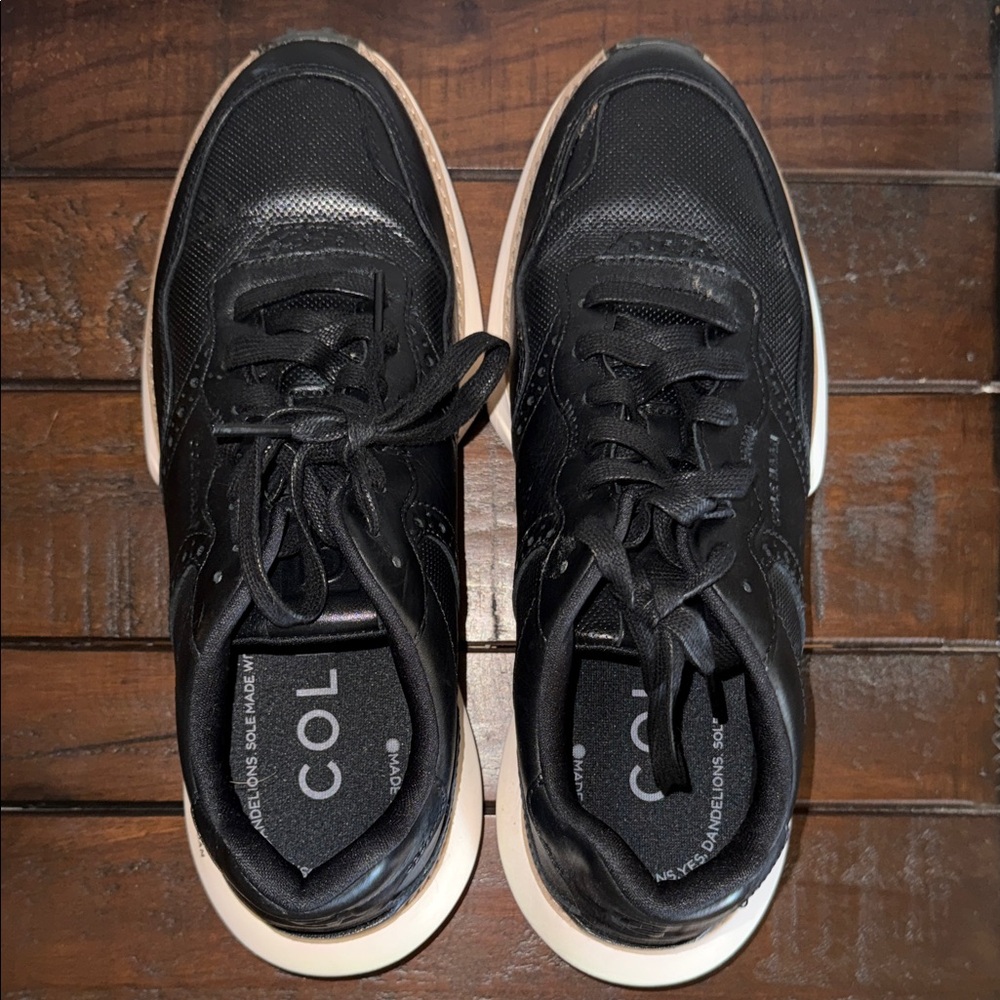 Men’s Cole Haan Black and White Men's Sneakers - Size 7.5